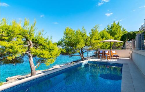 Beautiful Home In Prigradica