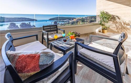 Beautiful Apartment In Pula With Wifi