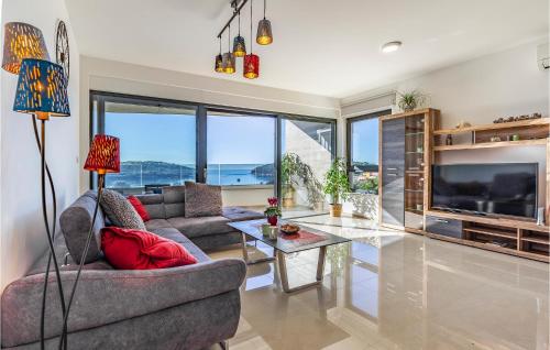 Beautiful Apartment In Pula With Wifi