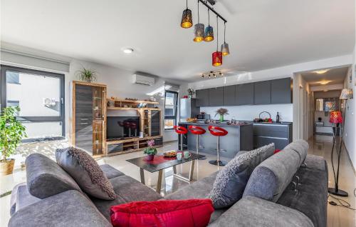 Beautiful Apartment In Pula With Wifi