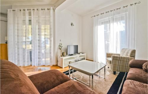 Stunning Home In Bibinje