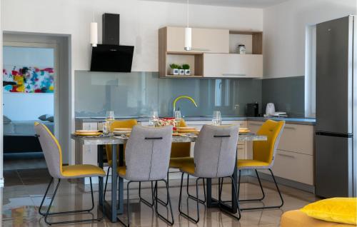 Gorgeous Home In Labin With Wifi