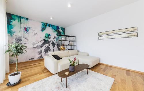 Awesome Apartment In Fazana With Wifi