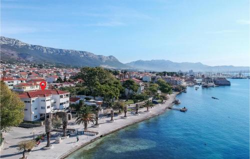 Beach Front Apartment In Kastel Gomilica