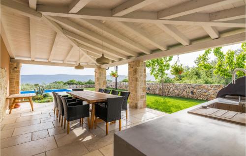 Gallery image of Beach Front Home In Linardici in Linardići