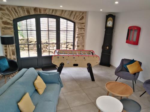 Gite La Cazarié - babyfoot, table pong pong, ,séjour patrimoine, nature,sportif