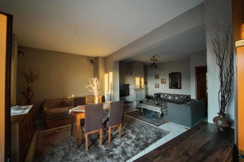 Kokkovos Guesthouse Arachova