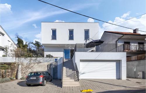 3 Bedroom Gorgeous Home In Crikvenica