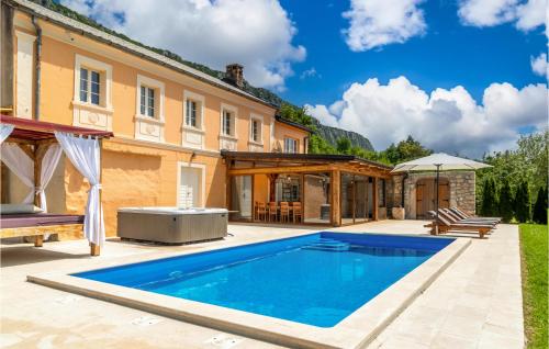 Lovely Home In Bribir