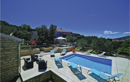Apartment Trogir With Sea View 05