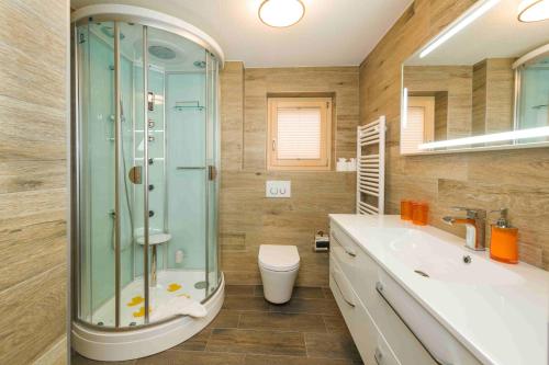 Koupelna v ubytování B&B AZapartments Lunic