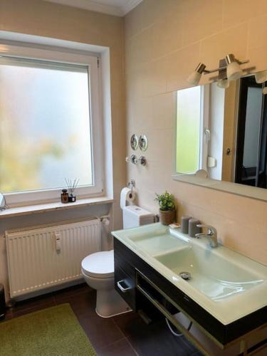 Ένα μπάνιο στο Zentrum - am Dom - Wohnung