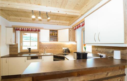 Η κουζίνα ή μικρή κουζίνα στο Ferienhaus In Ruhiger Lage