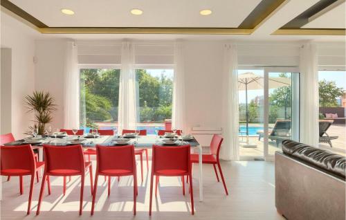 Villa Chillax Inn