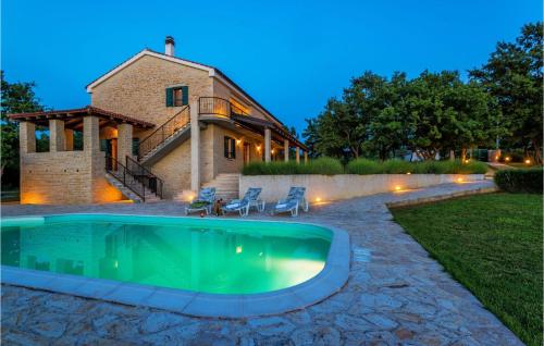 Πισίνα στο ή κοντά στο Villa Paradiso
