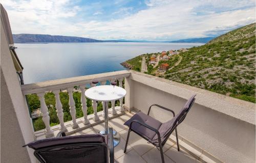 Lovely Apartment In Senj With Wifi