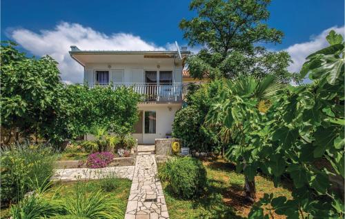 Beautiful Apartment In Jadranovo