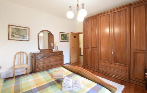 Nice Apartment In Sovramonte With Wifiにあるベッド