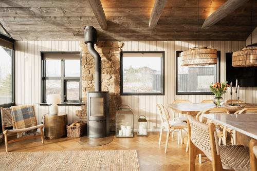 Gallery image of Relaxing cabin with a hot tub and sauna in south coast of Iceland in Kerhraun