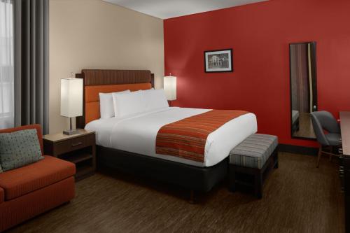 SIRTAJ – Beverly Hills Image