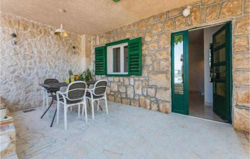 Stunning Apartment In Sibenik With Sauna