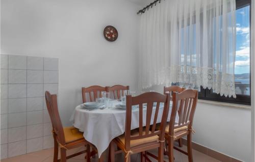 Awesome Apartment In Novi Vinodolski