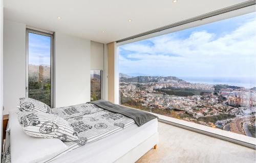 Luxurious Home In Granada
