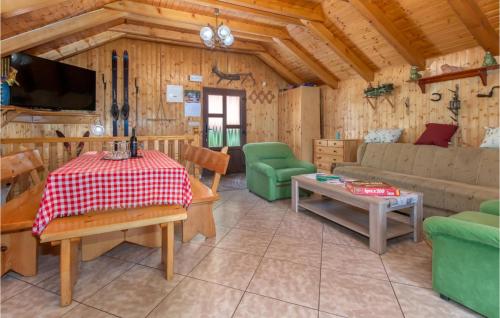 Posezení v ubytování 2 Bedroom Pet Friendly Home In Breze
