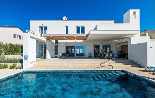 Villa Aponia