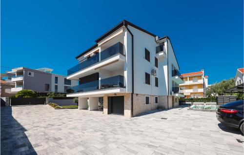 Gorgeous Apartment In Zadar