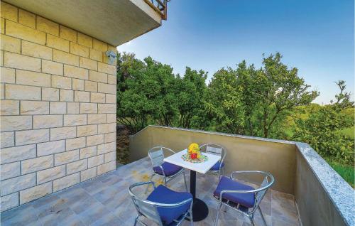 1 Bedroom Amazing Apartment In Trogir