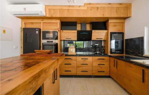 Beautiful Home In Fazana