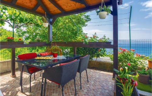 Nice Studio In Omis With House Sea View
