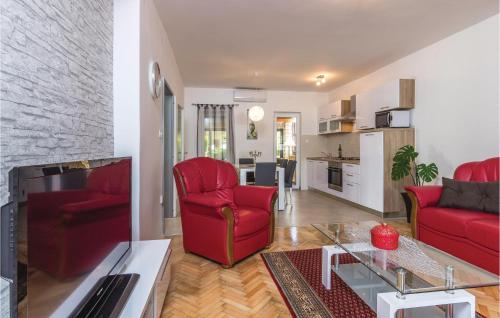 Amazing Home In Rovinj With Wifi