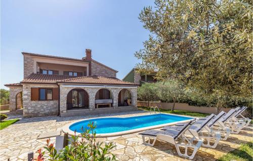 Beautiful Home In Galizana With Wifi