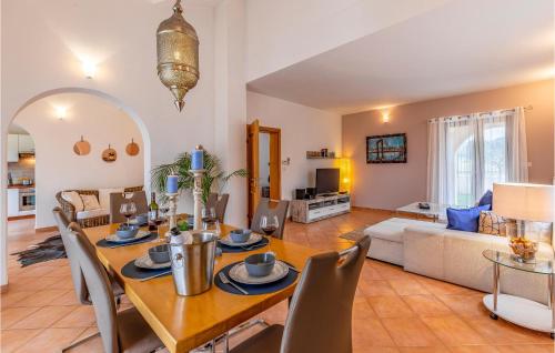 Fotografie z fotogalerie ubytování Beautiful Home In Galizana With Wifi v destinaci Galižana