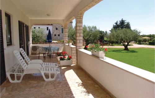 Apartment Stancia Vodopija I