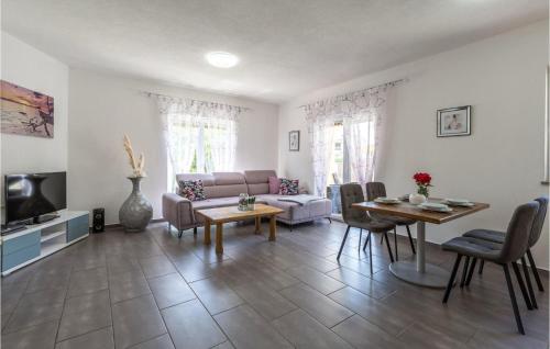 Posedenie v ubytovaní Holiday Home Vrecari 27