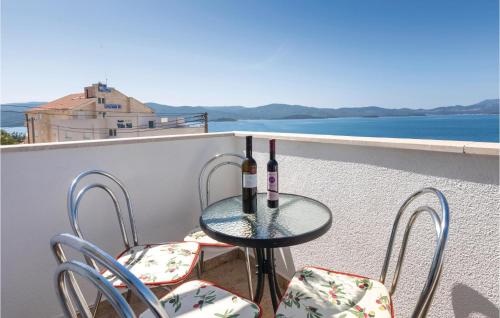 Two-Bedroom Apartment In Komarna