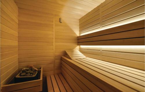 Gorgeous Home In Split With Sauna