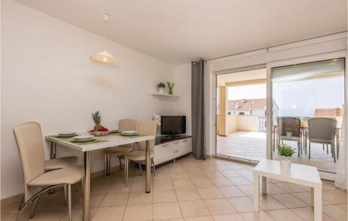 Nice Apartment In Novi Vinodolski