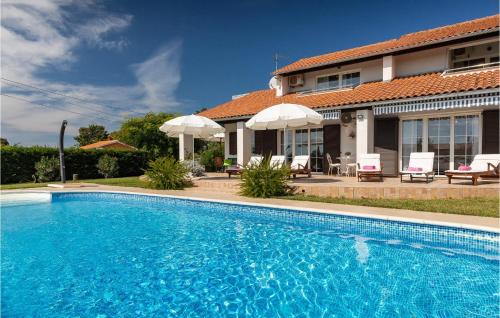 Villa Basic