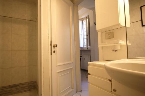 Top floor studio in Campo de Fiori