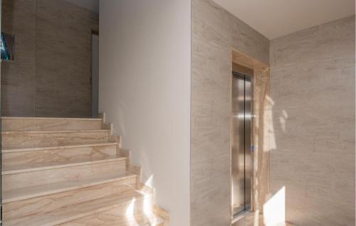 Galería fotográfica de Cozy Apartment In Tucepi en Tučepi