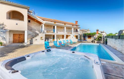 Gorgeous Home In Vodnjan