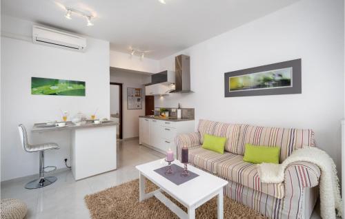 Apartment Dramaljsko Selce Iii