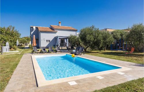 Cozy Home In Vodnjan With Wifi