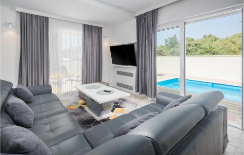 Luxurious Home In Porec