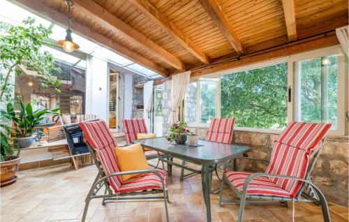 3 Bedroom Amazing Home In Dubrovnik