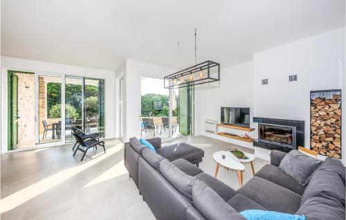 Posedenie v ubytovaní Pet Friendly Home In Lun